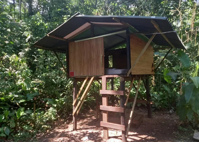 Hostel e Camping Rio das Pedras